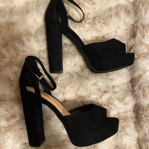 Peep toe platform heels